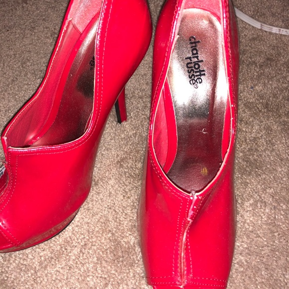 Heels - Picture 4 of 8